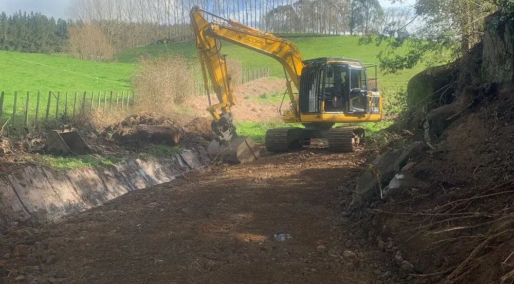 Site cut & retaining prep — Scope Earthworks, Waikato